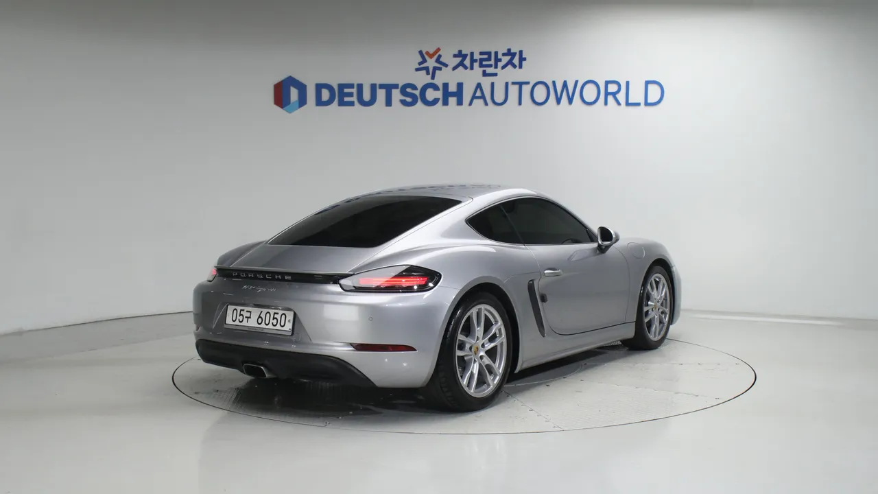Porsche 718 Cayman 2.0