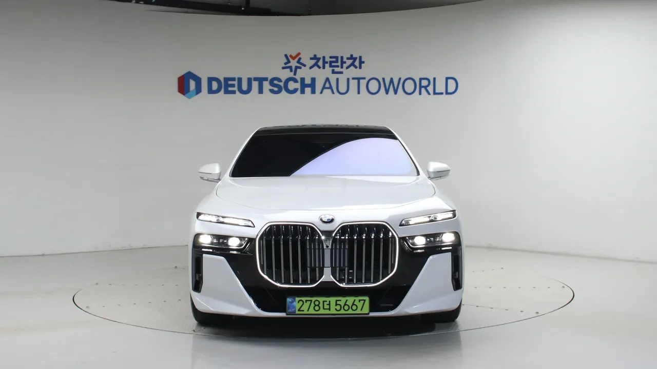 BMW 7er — miniaturë 3