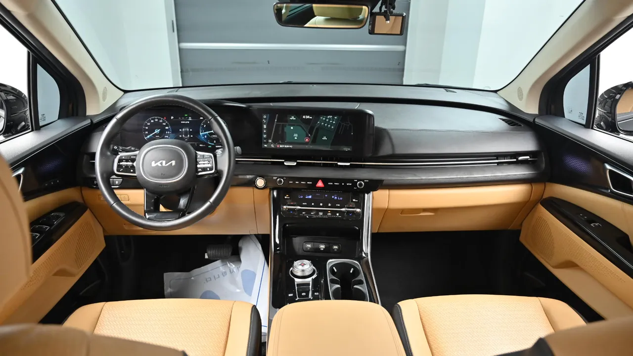Kia Carnival — miniaturë 7