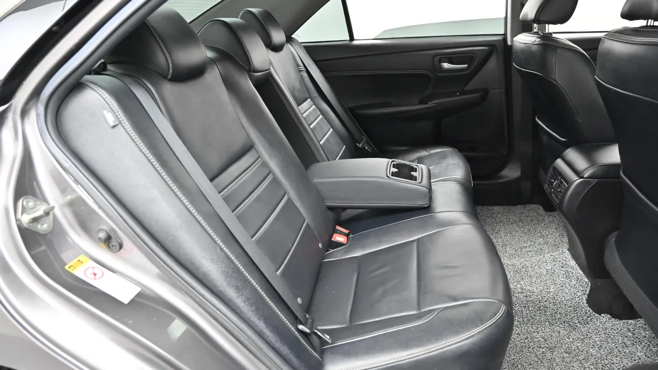 Toyota Camry — miniaturë 30