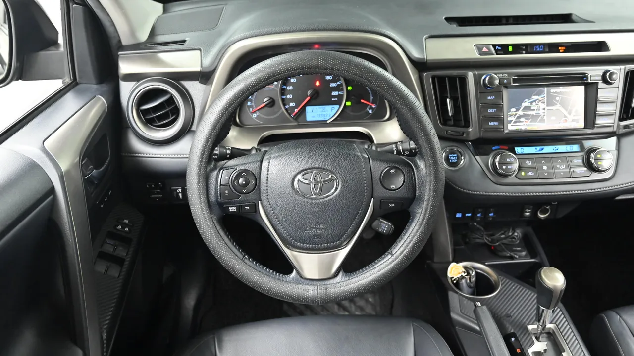 Toyota RAV 4 — miniaturë 13