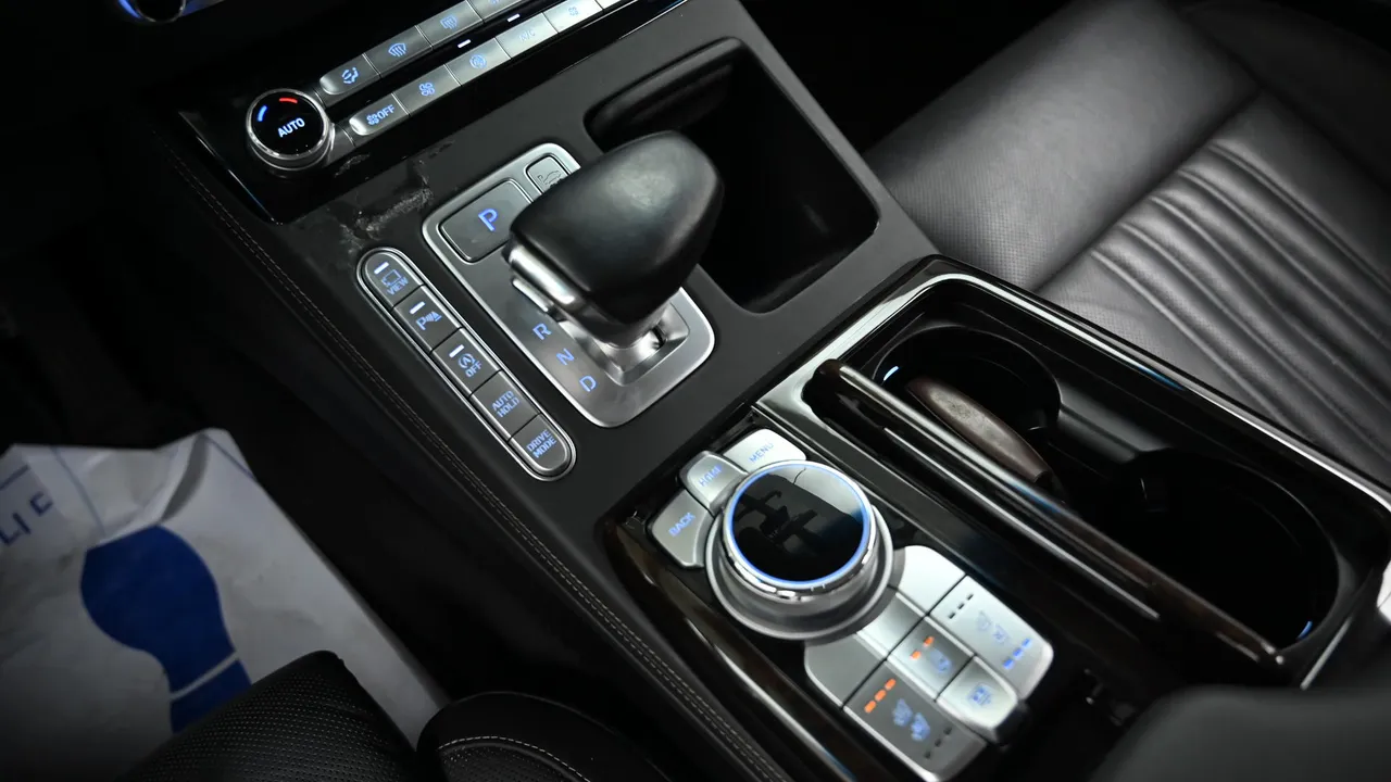 Genesis G90 — miniaturë 9