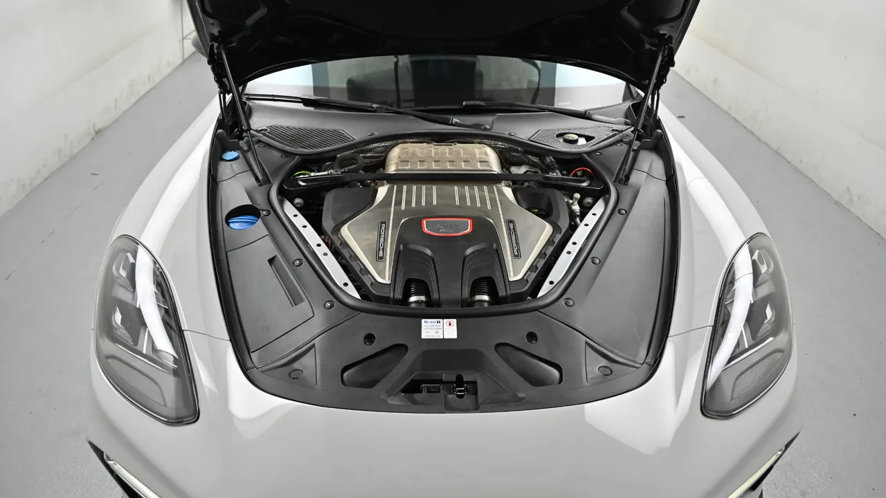 Porsche Panamera — miniaturë 6
