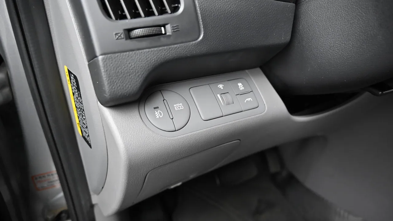Hyundai Starex — miniaturë 17