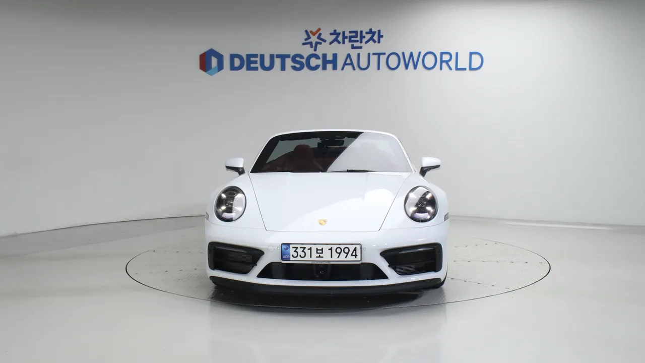 Porsche 911 (992) Carrera 4 GTS Cabriolet