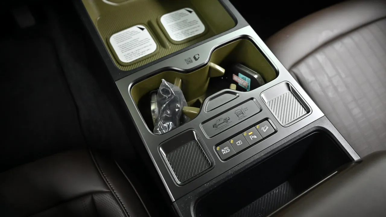 Kia Tasman Gasoline 2.5T 2WD Adventure
