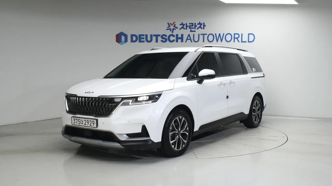 Kia Carnival 9인승 프레스티지 — foto 1