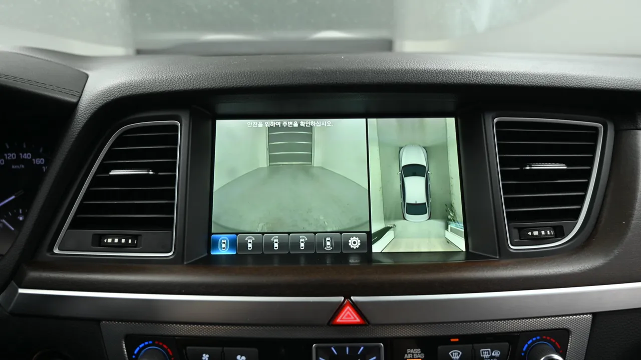 Genesis G80 — miniaturë 15