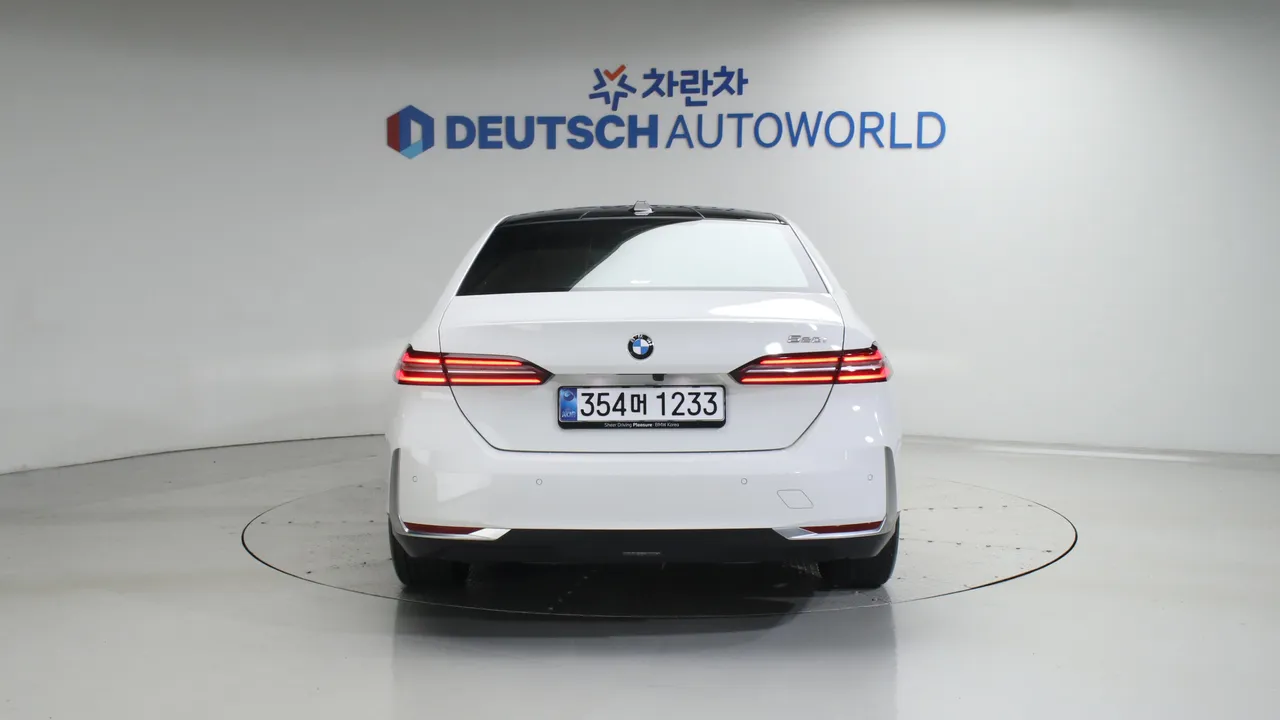 BMW 5er — miniaturë 4