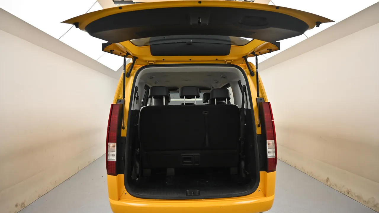 Hyundai Staria — miniaturë 19
