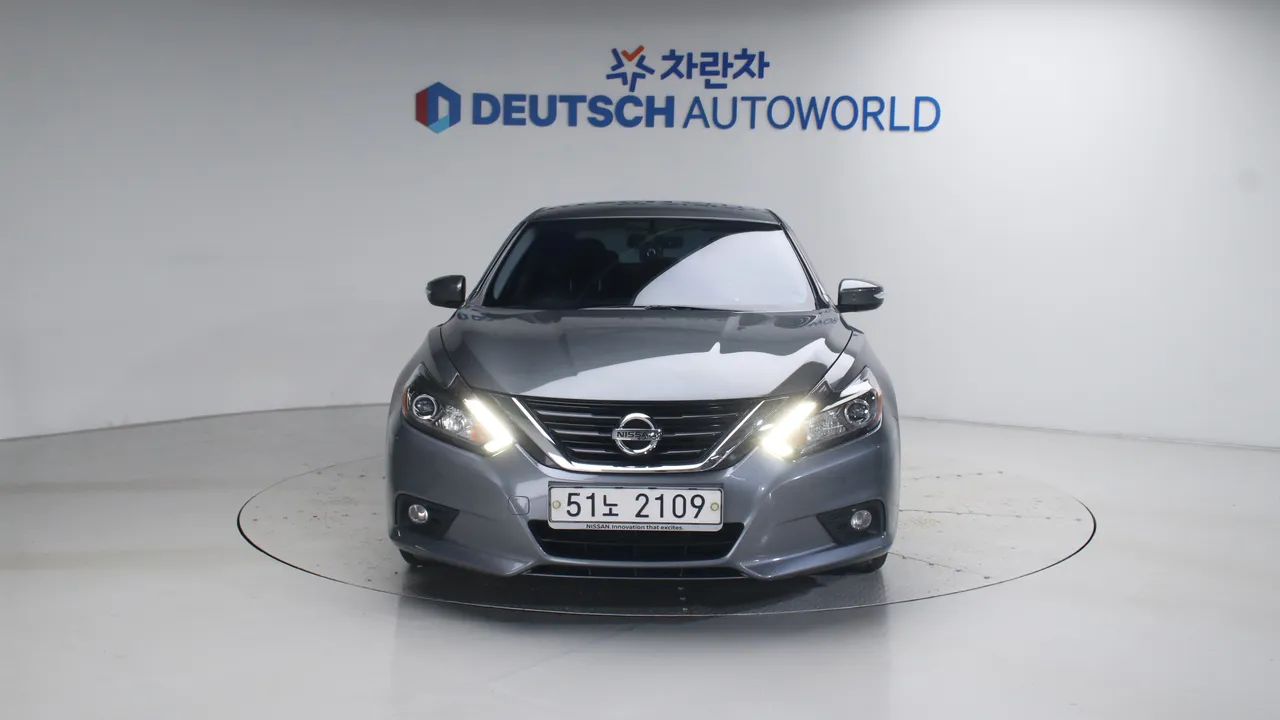 Nissan Altima — miniaturë 3