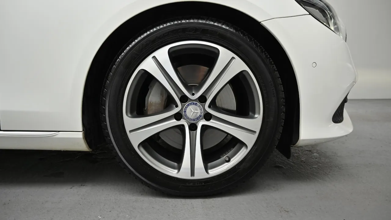 Mercedes-Benz E-klasse — miniaturë 5