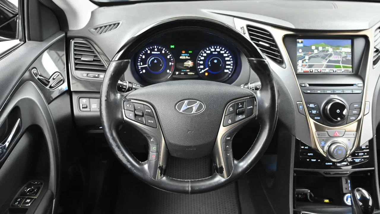 Hyundai Grandeur — miniaturë 13