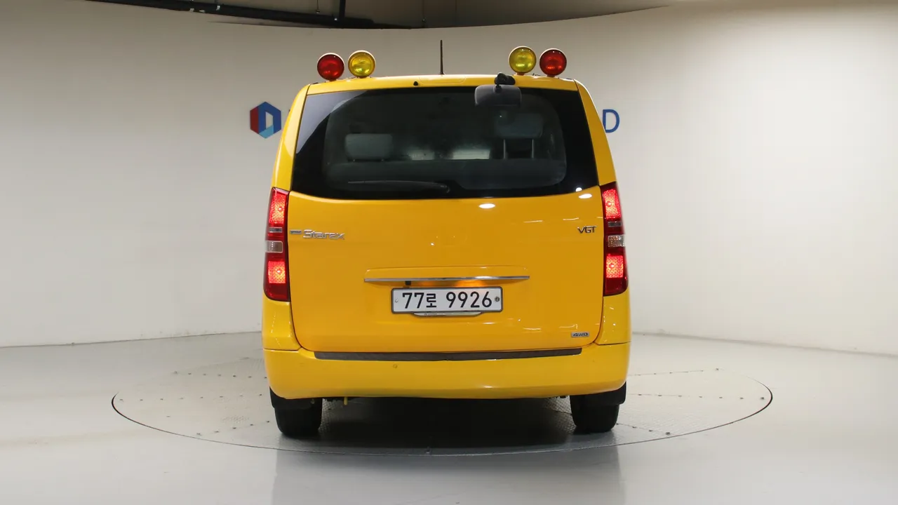 Hyundai Starex — miniaturë 4