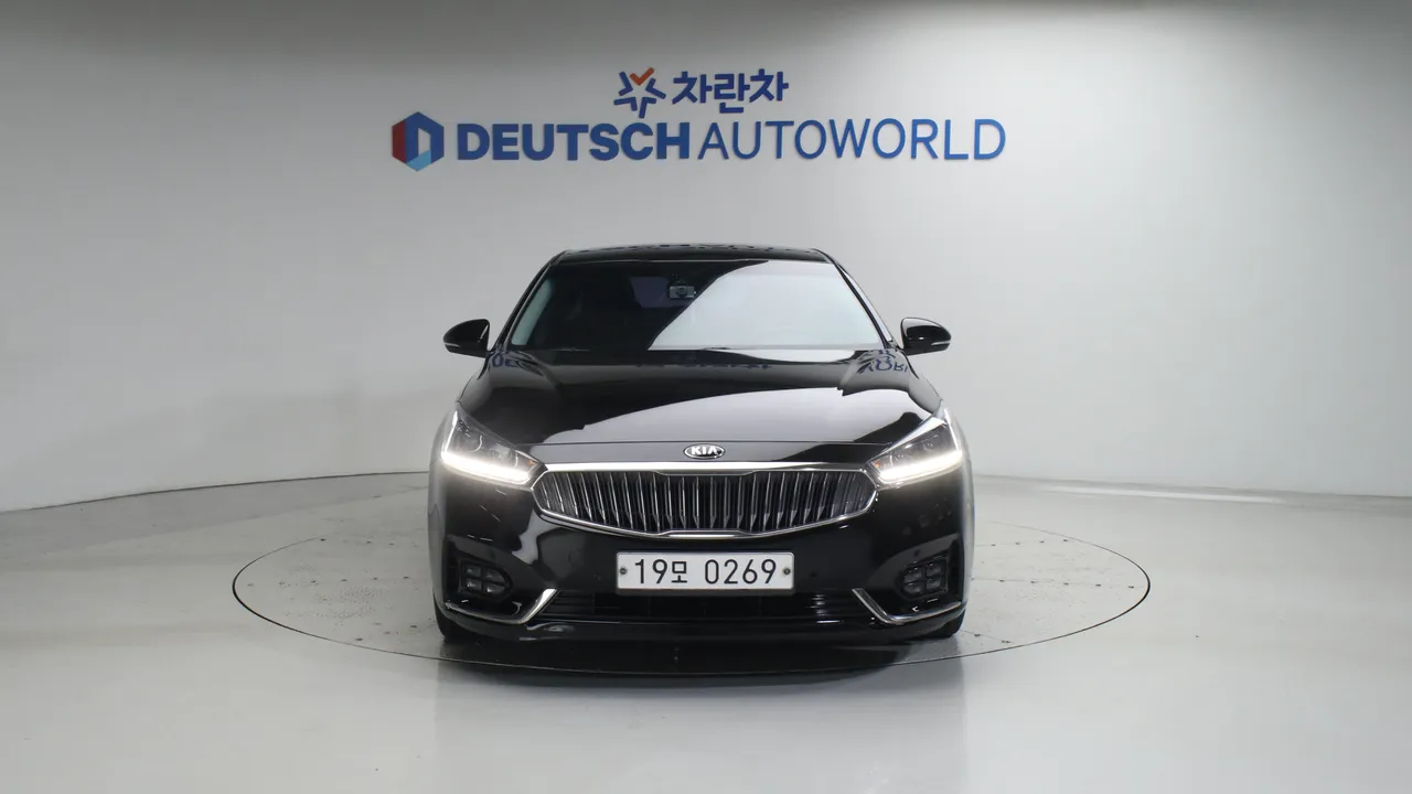 Kia K7 — miniaturë 3