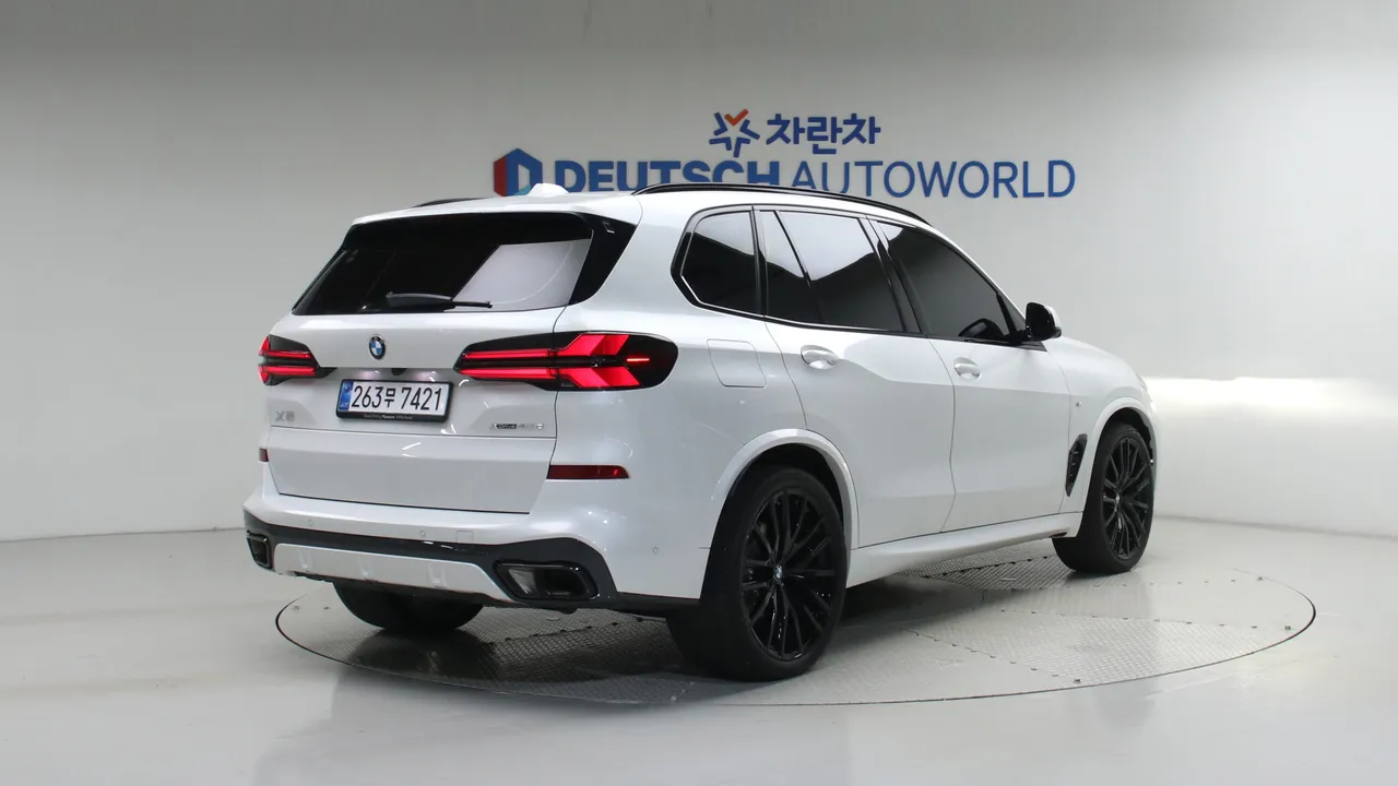 BMW X5 — miniaturë 2
