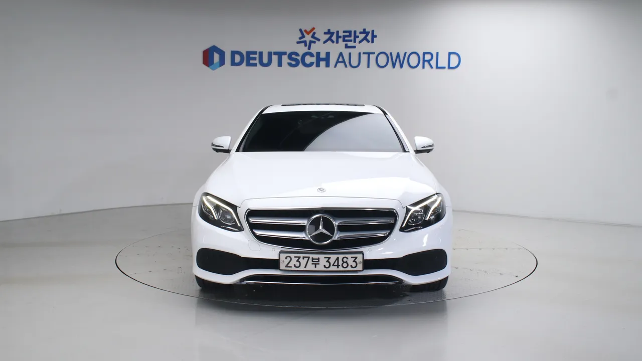 Mercedes-Benz E-klasse — miniaturë 3