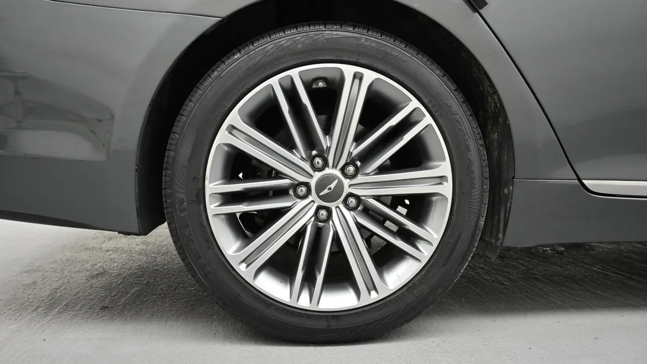 Genesis G80 — miniaturë 5