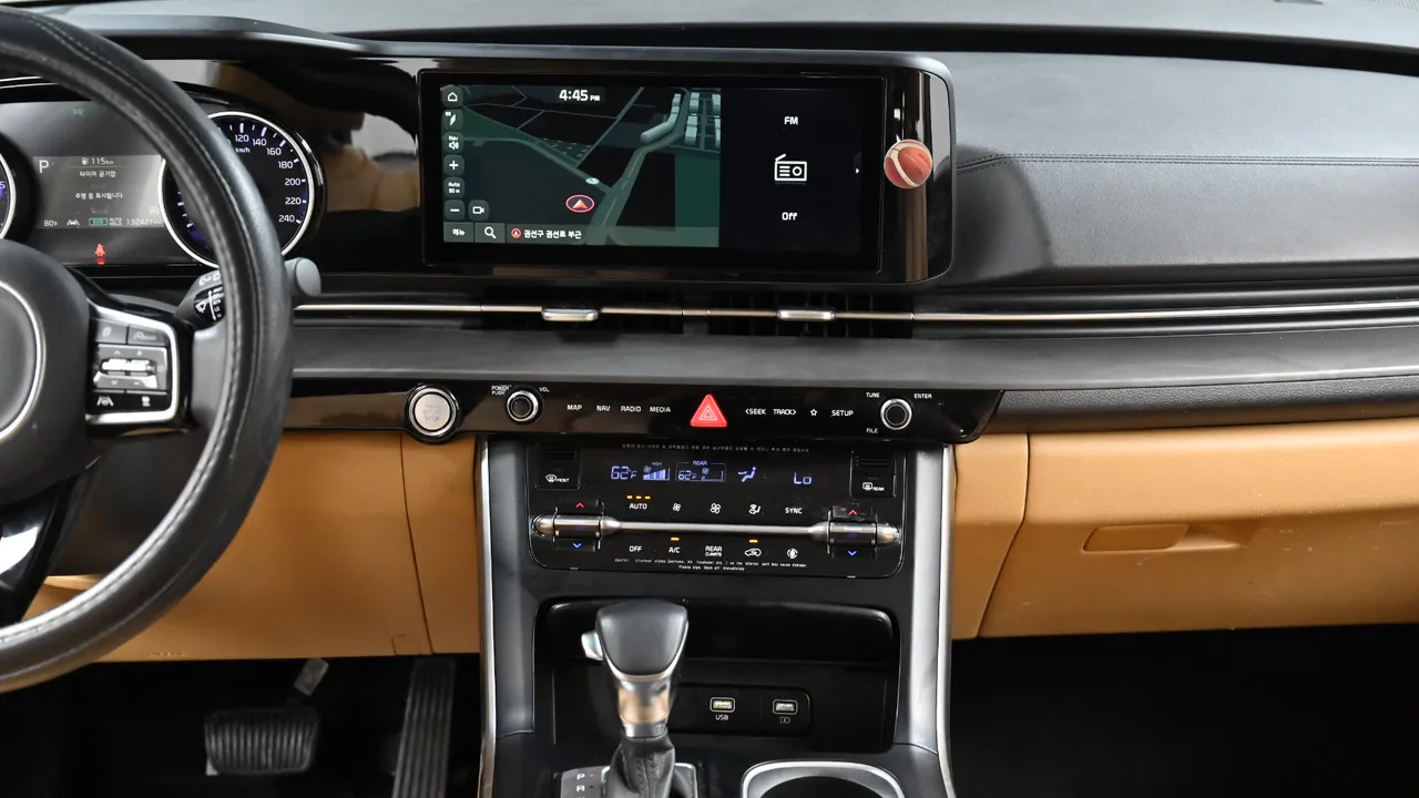 Kia Carnival — miniaturë 14