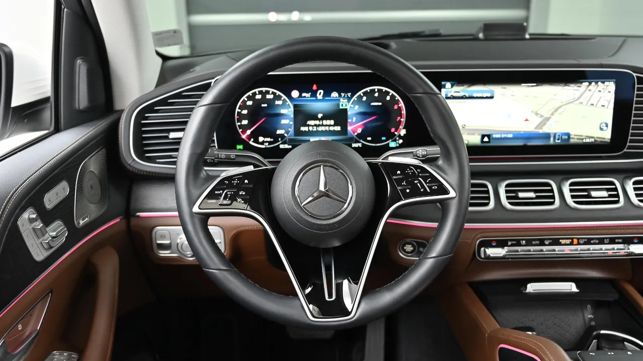 Mercedes-Benz GLE — miniaturë 13