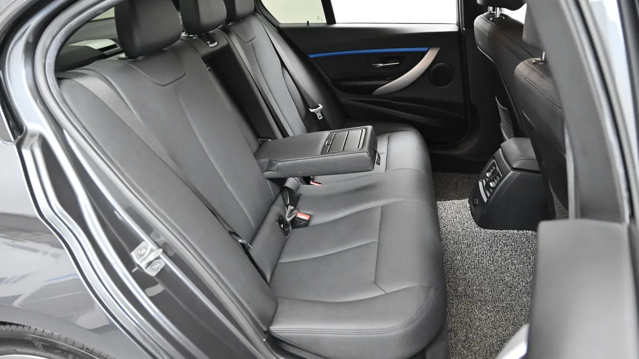 BMW 3er — miniaturë 12