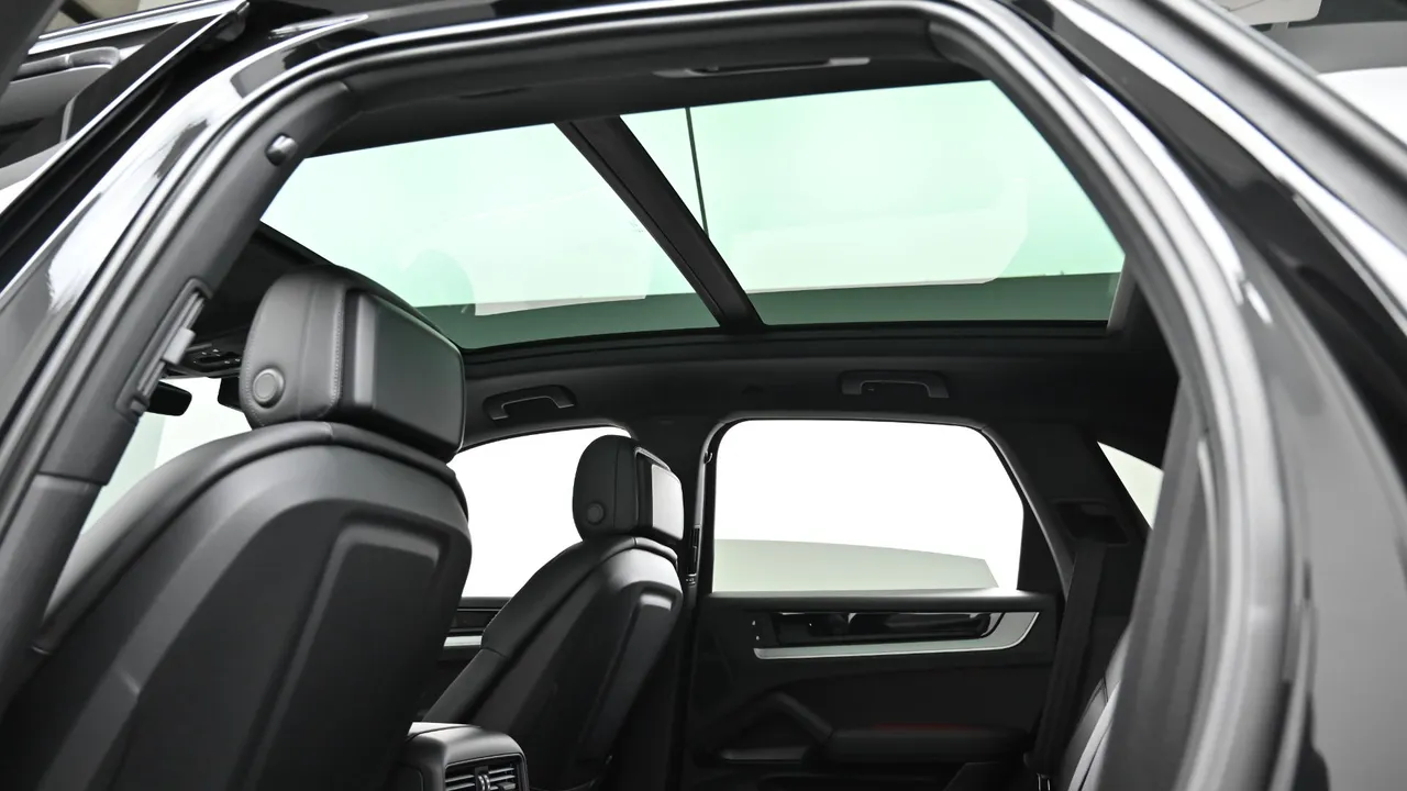 Porsche Cayenne — miniaturë 19