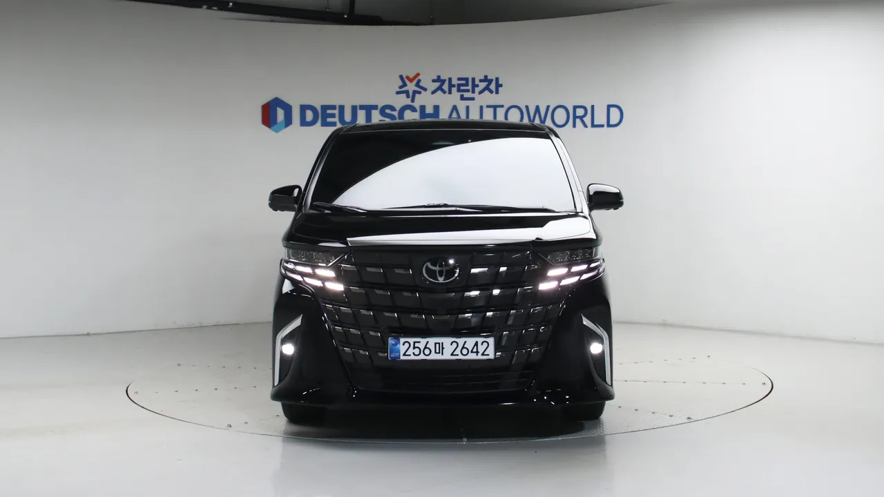Toyota Alphard — miniaturë 3