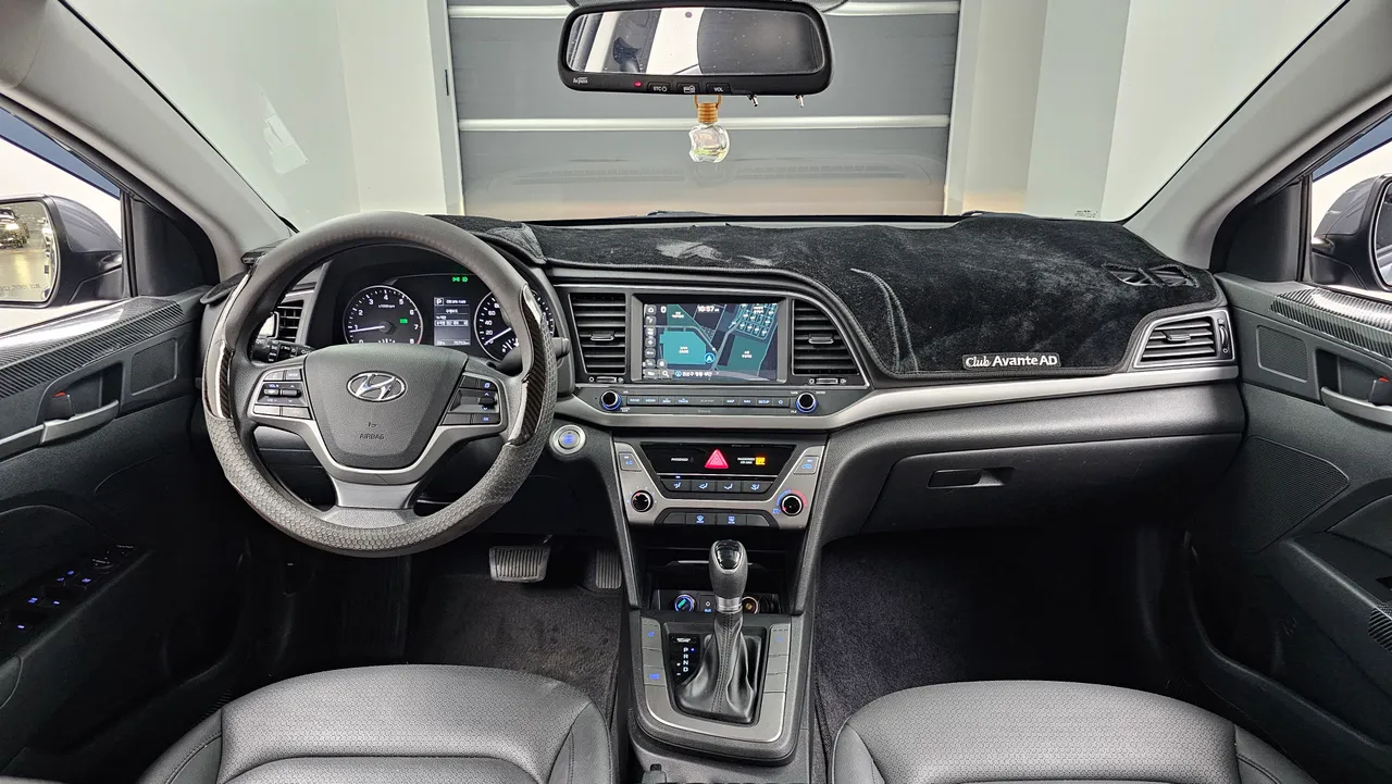 Hyundai Avante — miniaturë 7