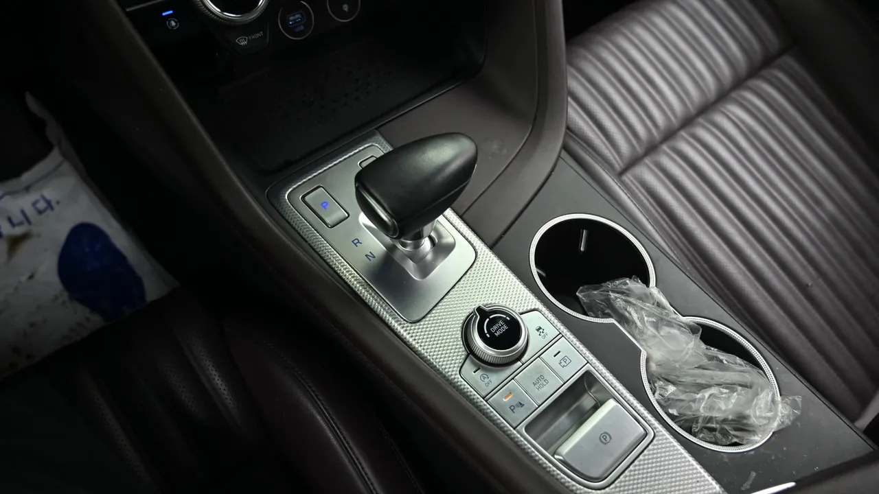 Genesis G70 — miniaturë 9