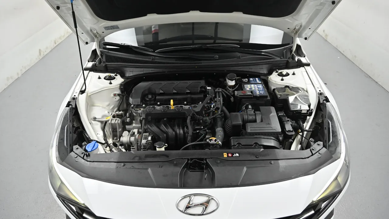 Hyundai Avante — miniaturë 6