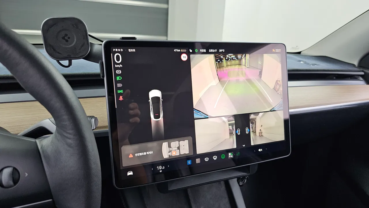 Tesla Model Y — miniaturë 15