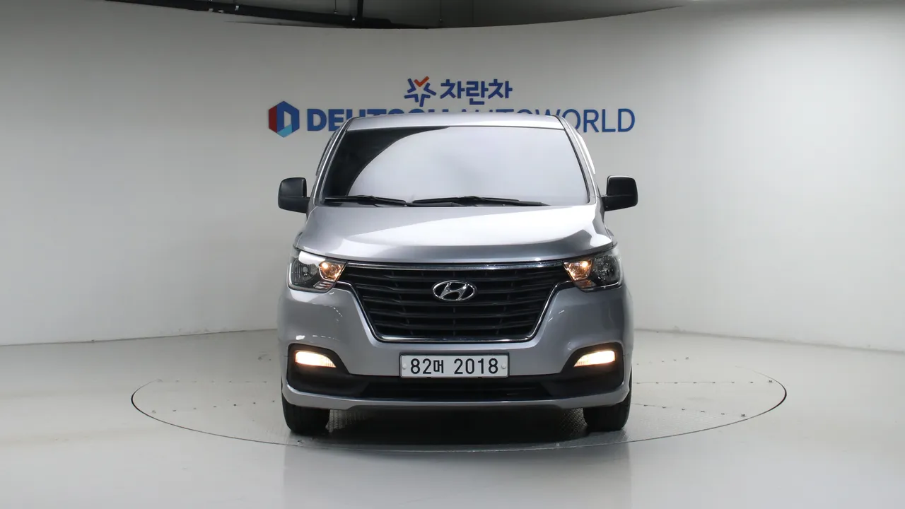 Hyundai Starex — miniaturë 3