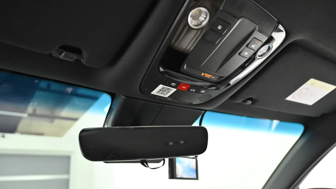 Kia K8 — miniaturë 18