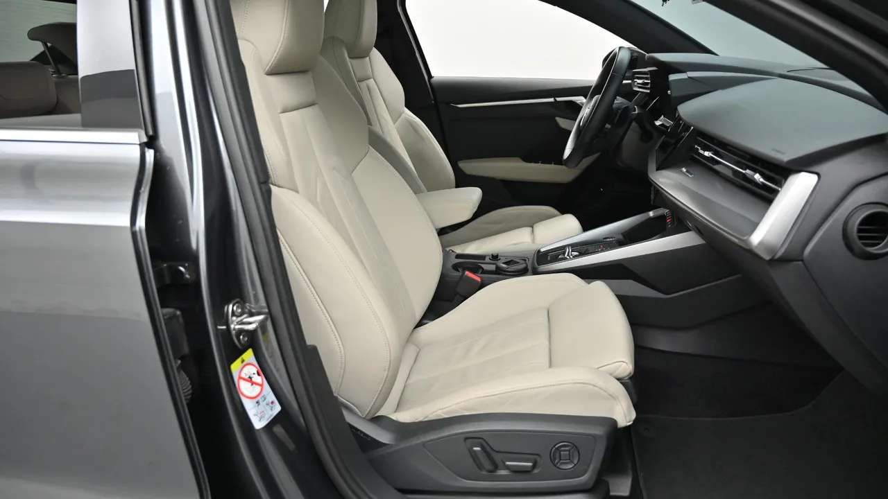 Audi A3 (8Y) 40 TFSI Premium