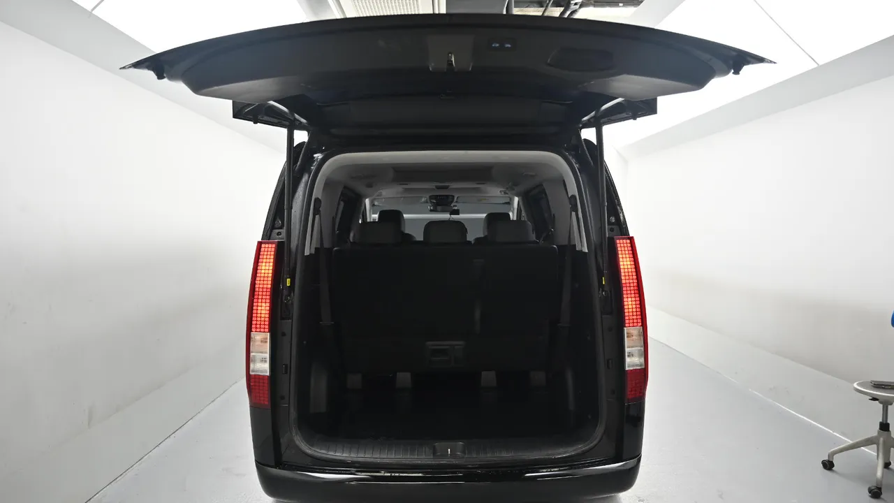 Hyundai Staria — miniaturë 19