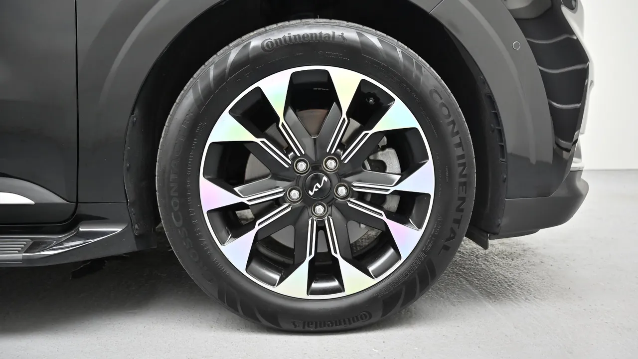 Kia Carnival — miniaturë 5