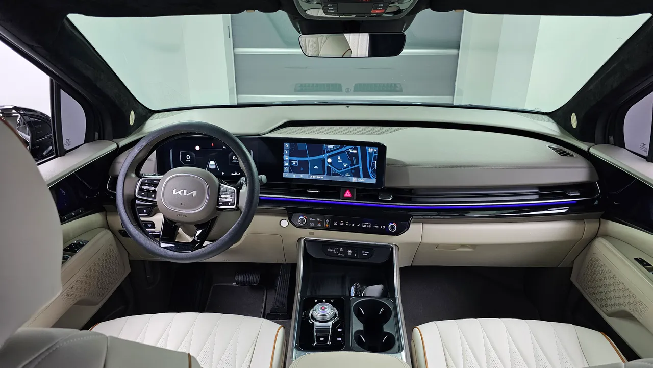 Kia Carnival — miniaturë 7