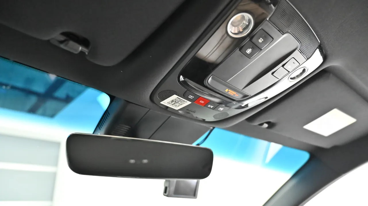 Kia K8 — miniaturë 18