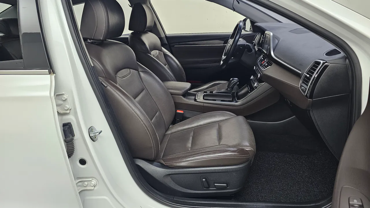 Hyundai Grandeur — miniaturë 26
