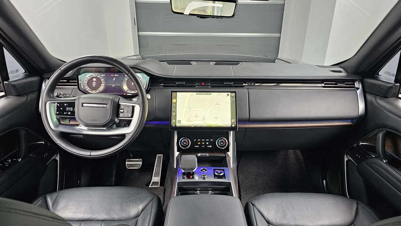 Land Rover Range Rover — miniaturë 7
