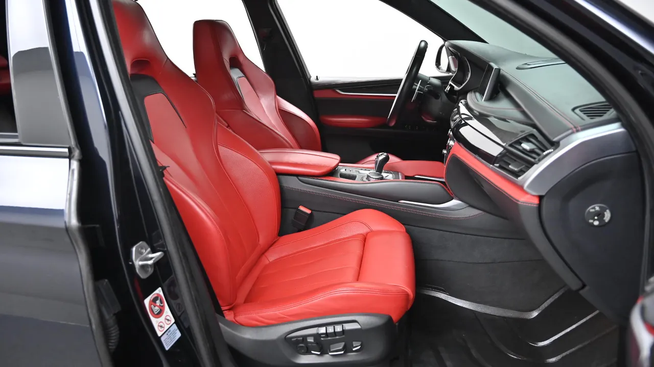 BMW X5M (F15) 4.4