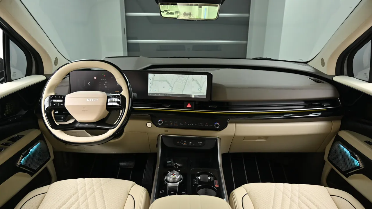 Kia Carnival — miniaturë 7