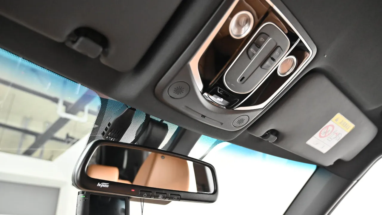 SsangYong Torres — miniaturë 18