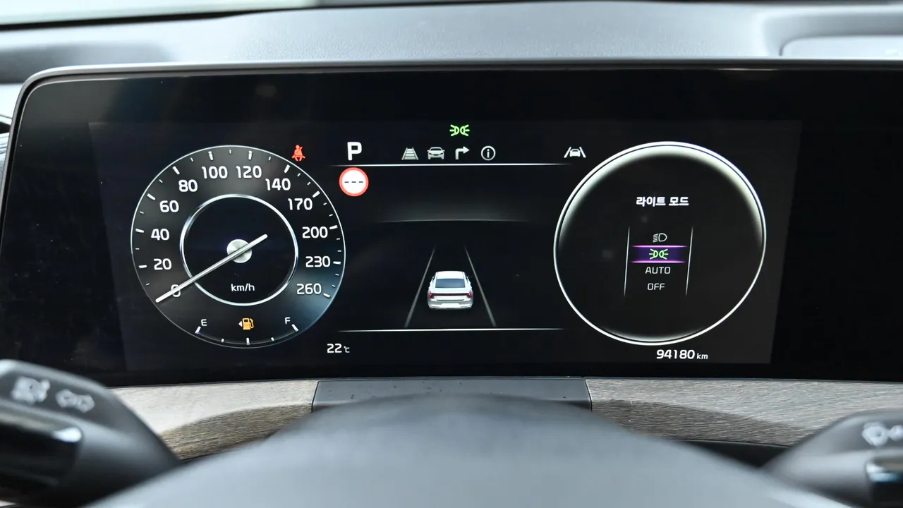 Kia K8 — miniaturë 8