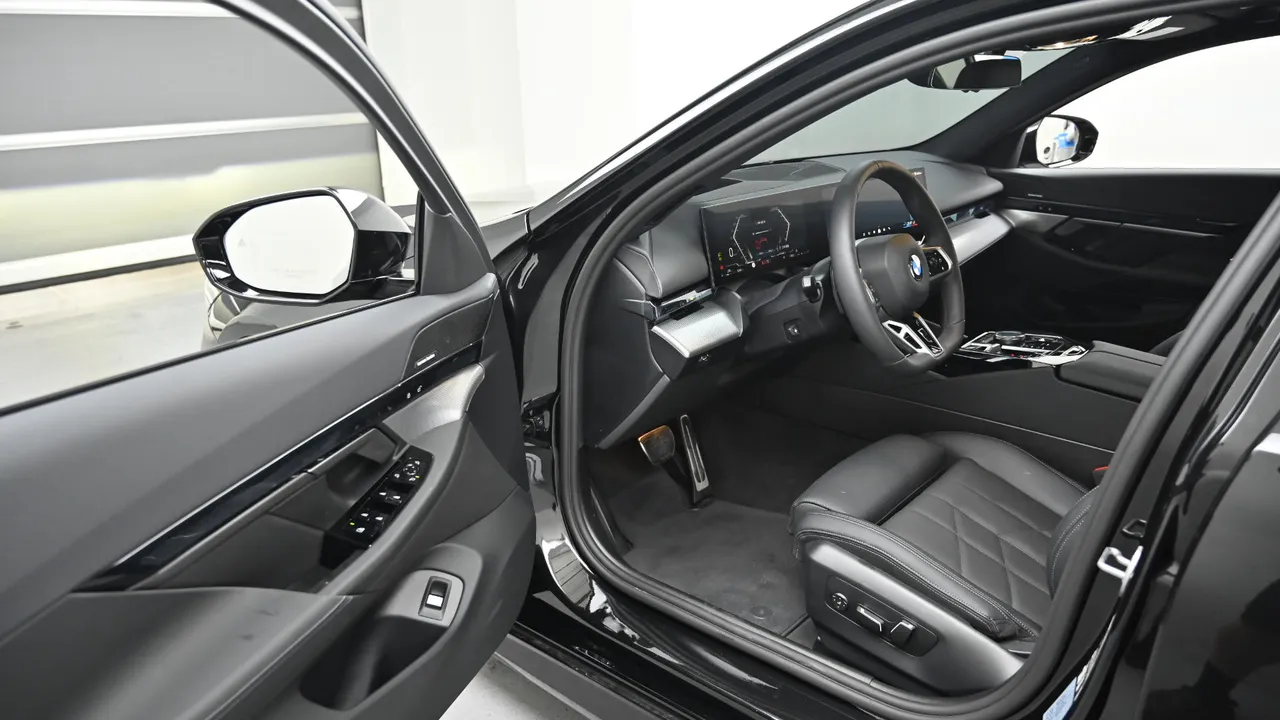 BMW 5er — miniaturë 11