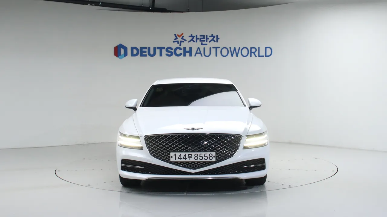 Genesis G80 — miniaturë 3