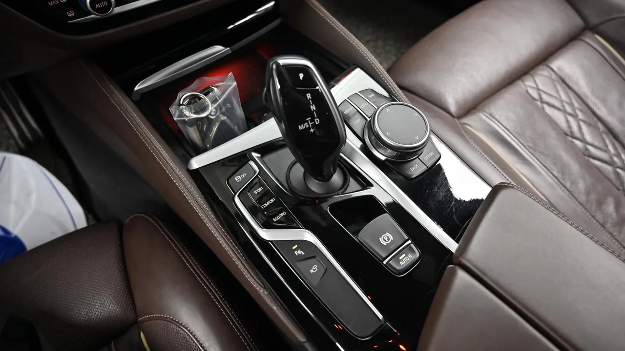 BMW 5er — miniaturë 9