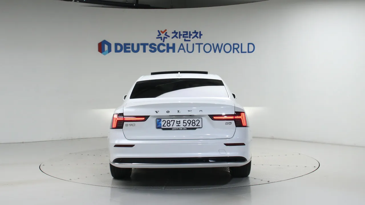 Volvo S90 — miniaturë 4