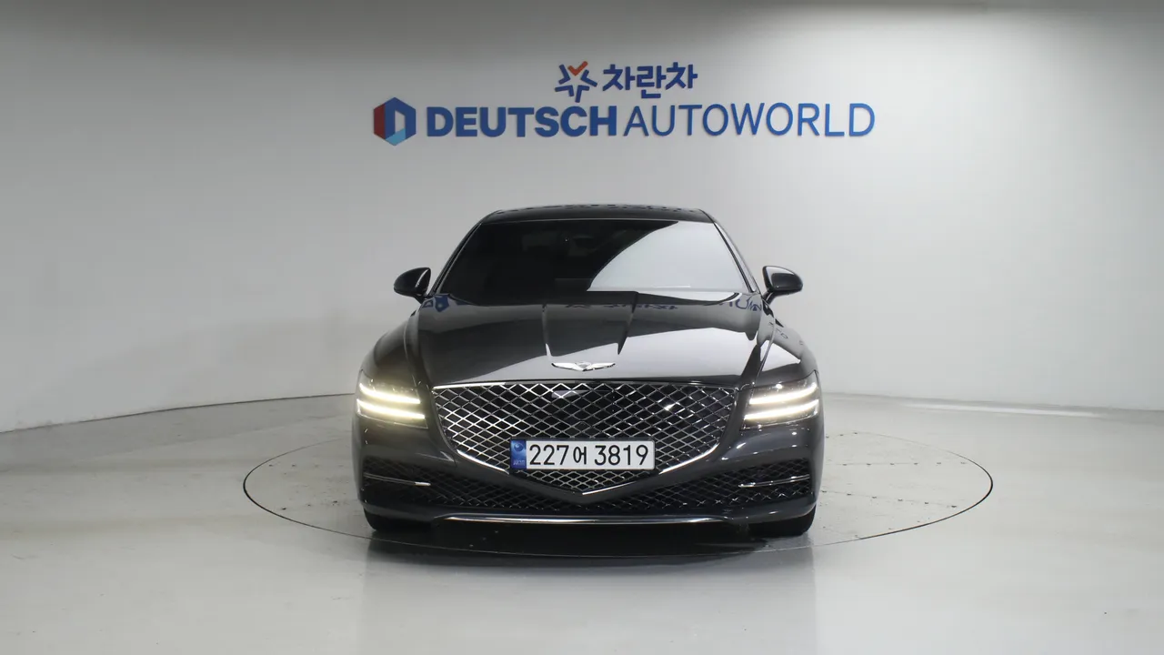 Genesis G80 — miniaturë 3
