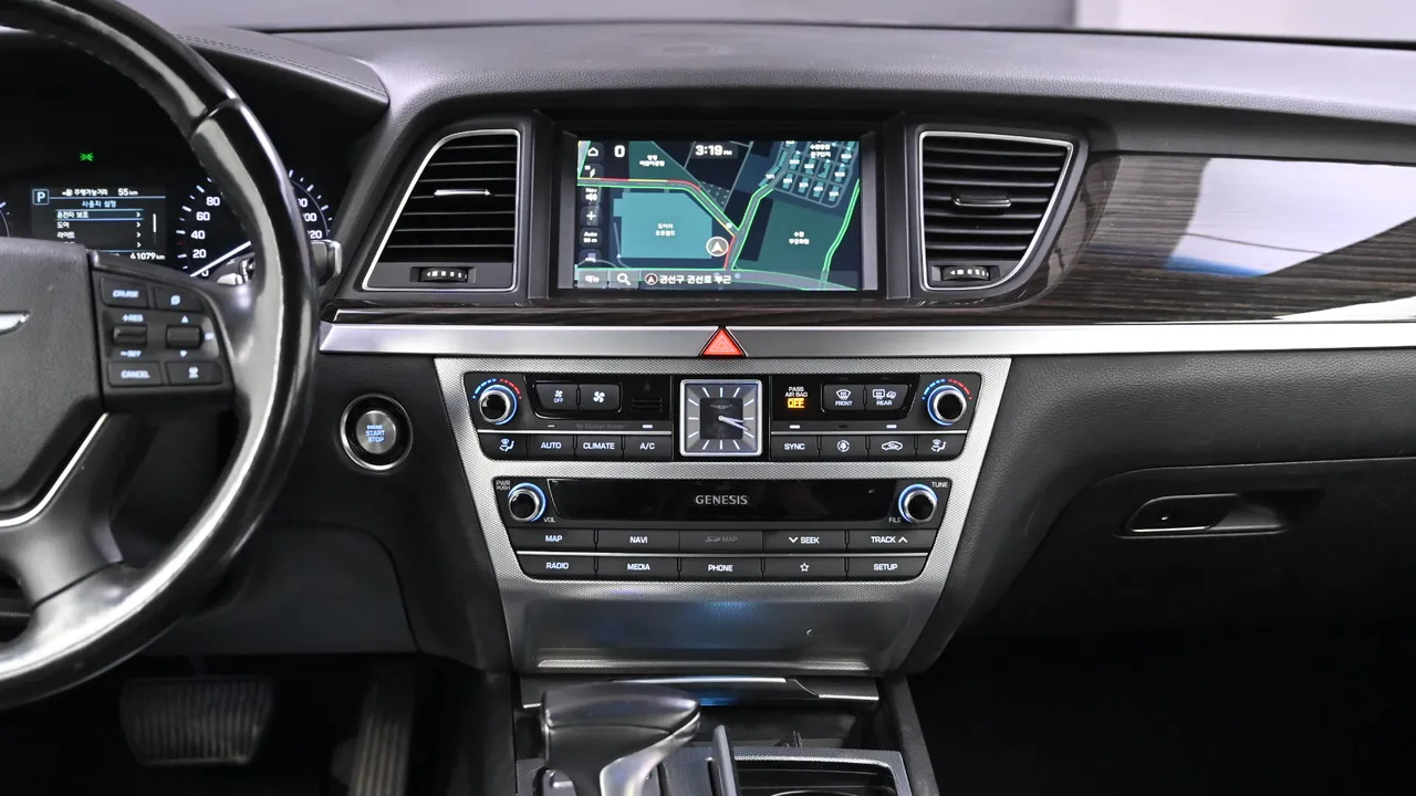 Genesis G80 — miniaturë 14